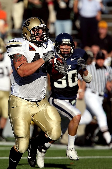 她在每个项 她在每个项