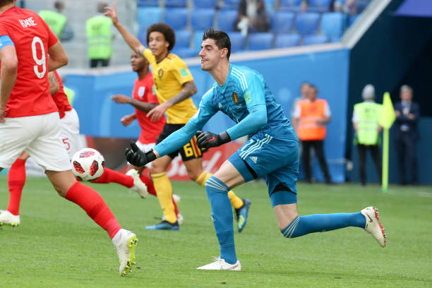 反应要求极 反应要求极